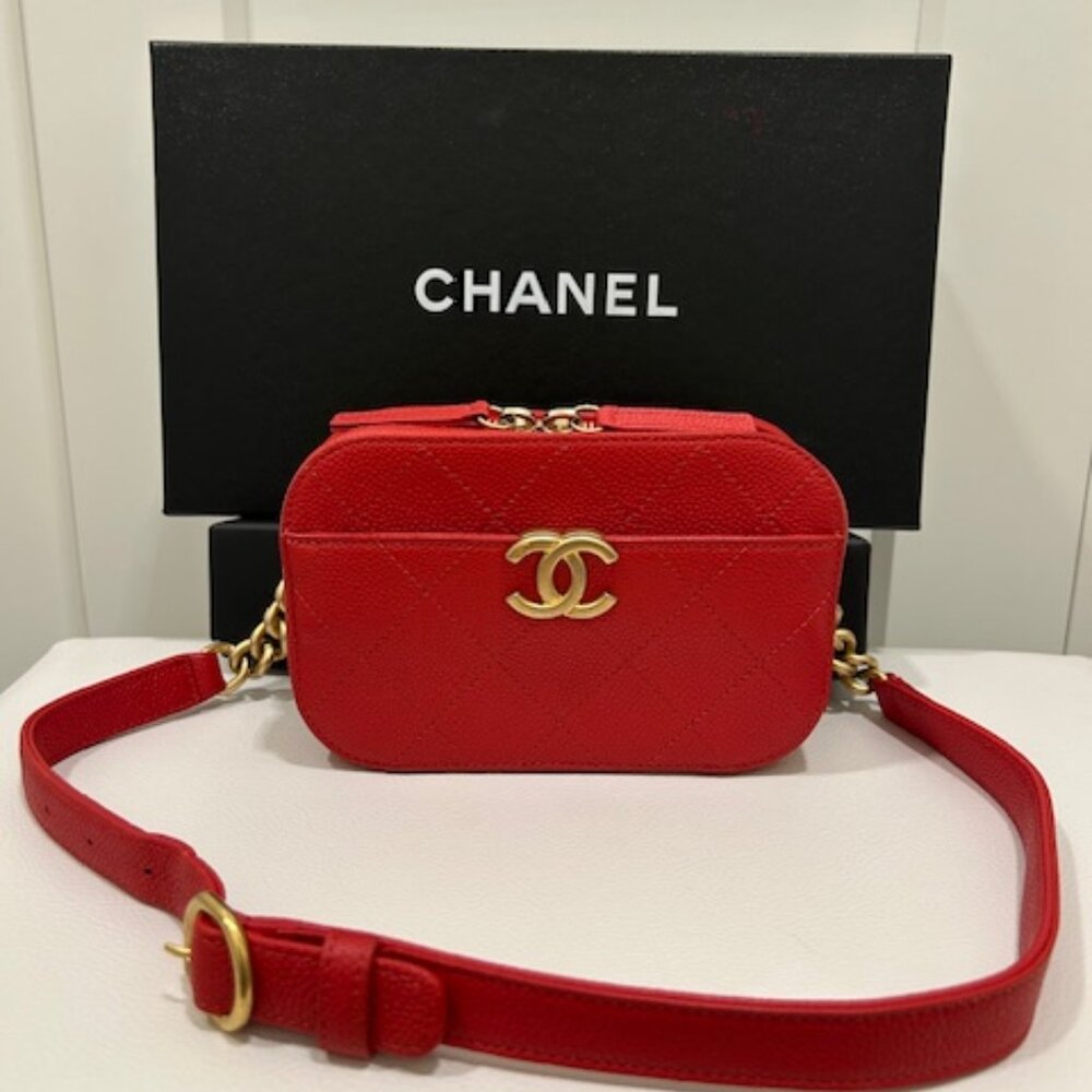Chanel Red Quilted Caviar Leather Chic Affinity Belt Bag